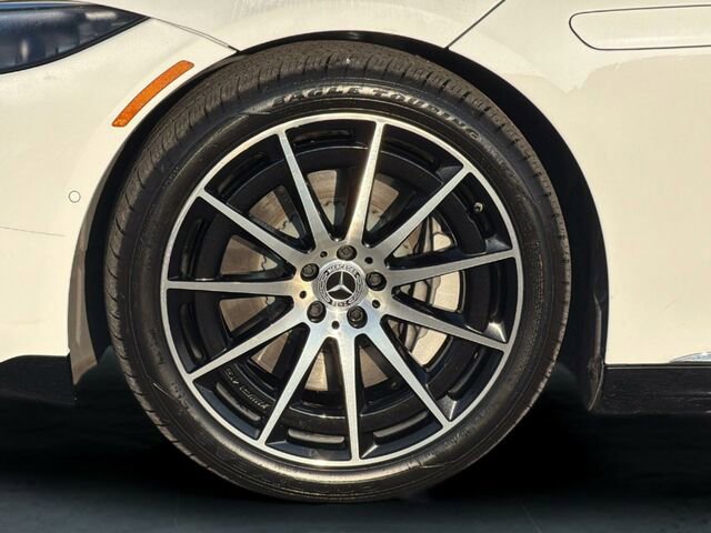Certified 2023 Mercedes-Benz EQS 580 4MATIC Sedan image 35
