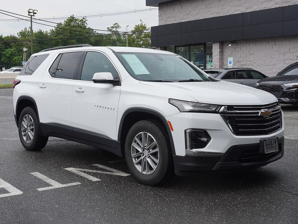 Used 2023 Chevrolet Traverse LT AWD/4WD image 57