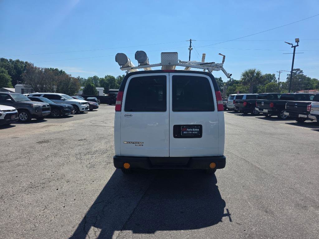 Used 2014 Chevrolet Express 2500 RWD image 3