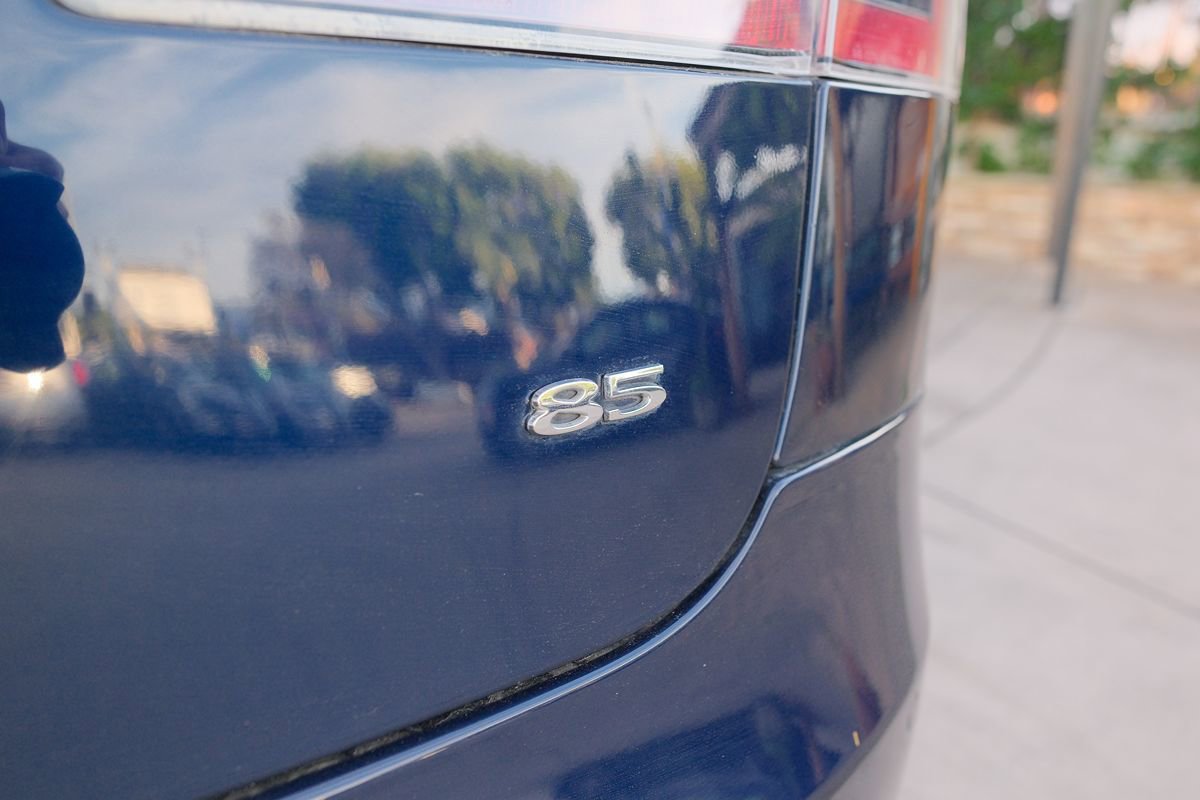 Used 2014 Tesla Model S 85 image 4