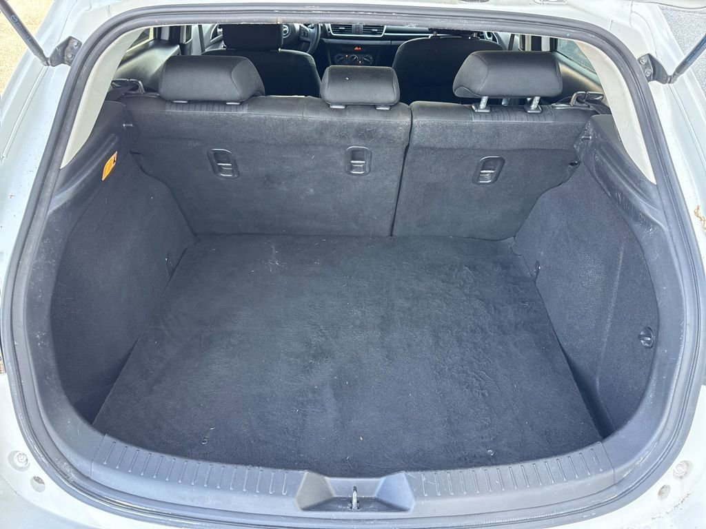 Used 2014 MAZDA MAZDA3 i Sport image 9