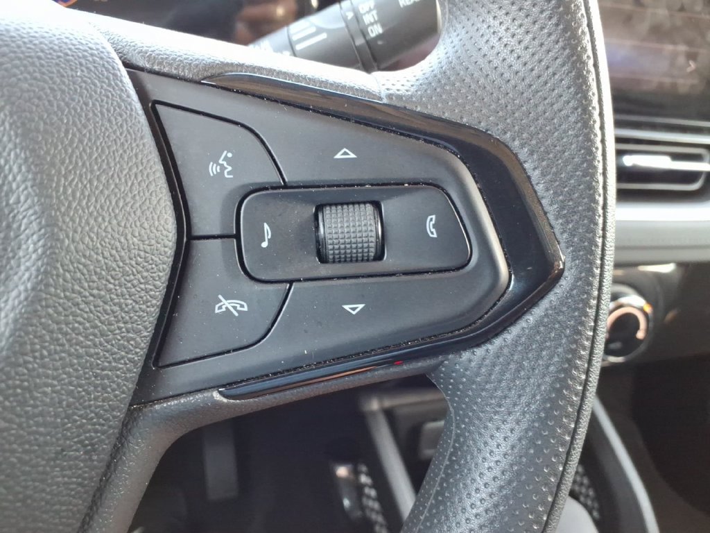 Used 2025 Chevrolet TrailBlazer LT FWD image 29