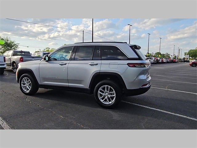 New 2025 Jeep Grand Cherokee Laredo X image 28