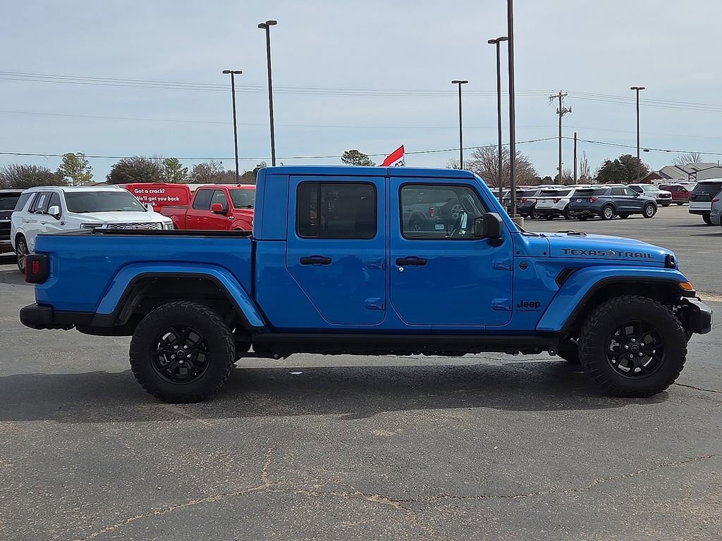 Used 2024 Jeep Gladiator Sport image 6