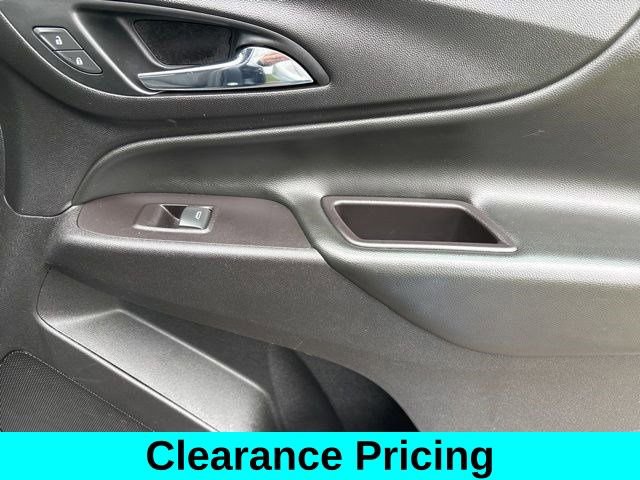 Used 2022 Chevrolet Equinox LT w/ Driver Convenience Package image 42