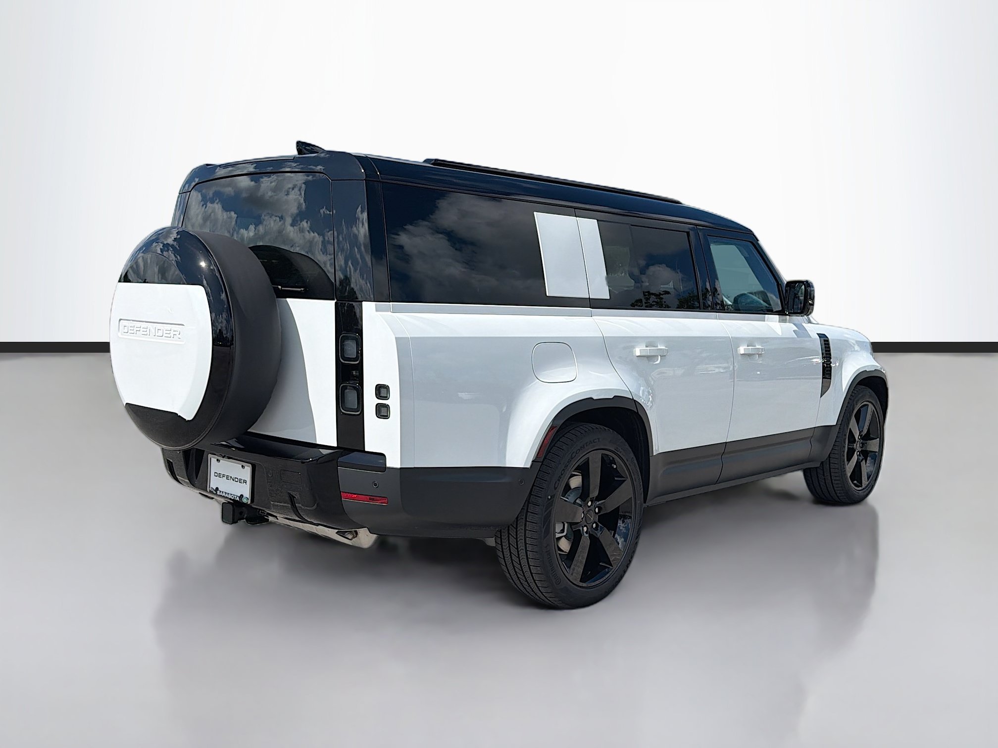 New 2026 Land Rover Defender 130 S AWD/4WD image 5