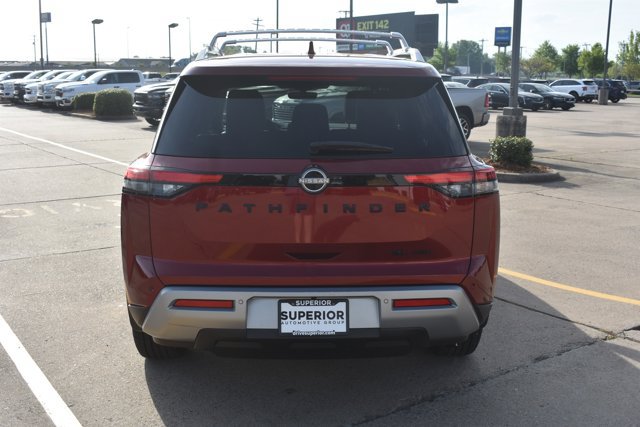 Used 2023 Nissan Pathfinder SL w/ Lighting Package (N92) AWD/4WD image 6