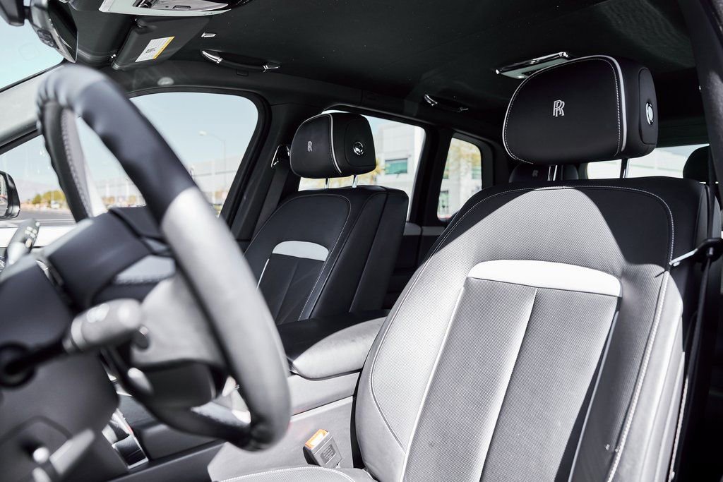 Used 2023 Rolls-Royce Cullinan image 48