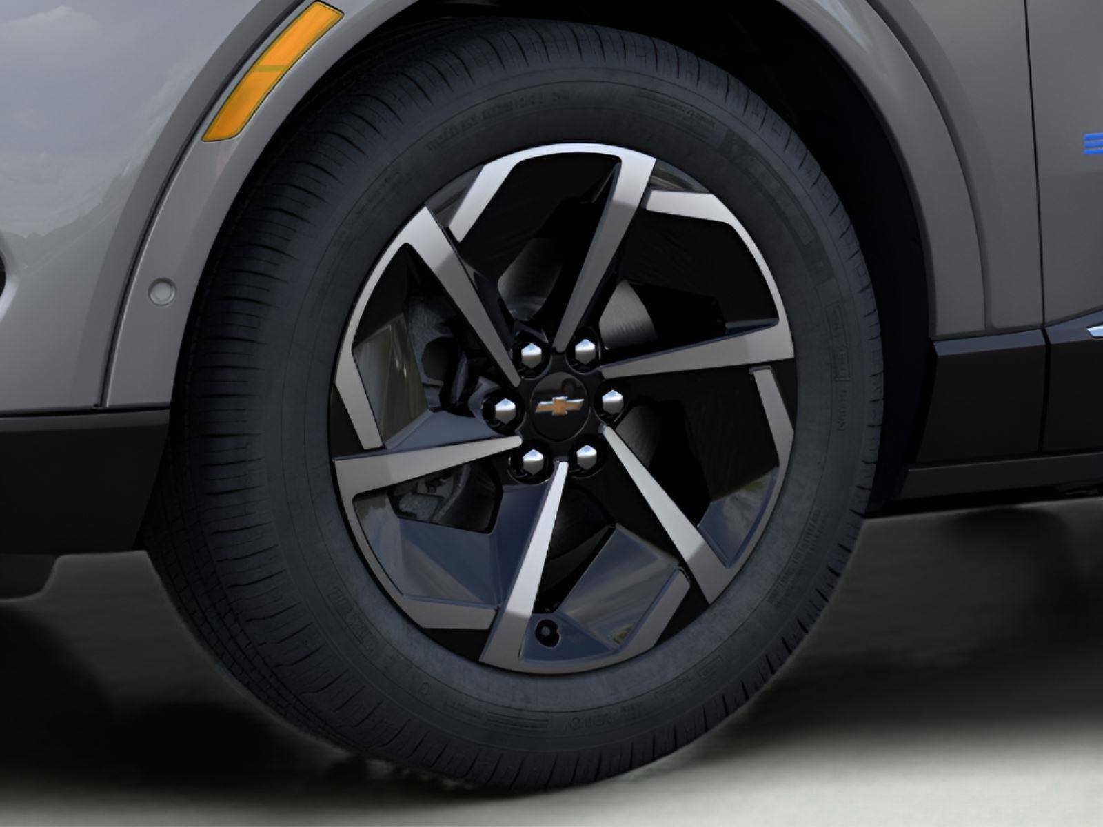 New 2025 Chevrolet Equinox EV LT w/ Convenience Package image 9