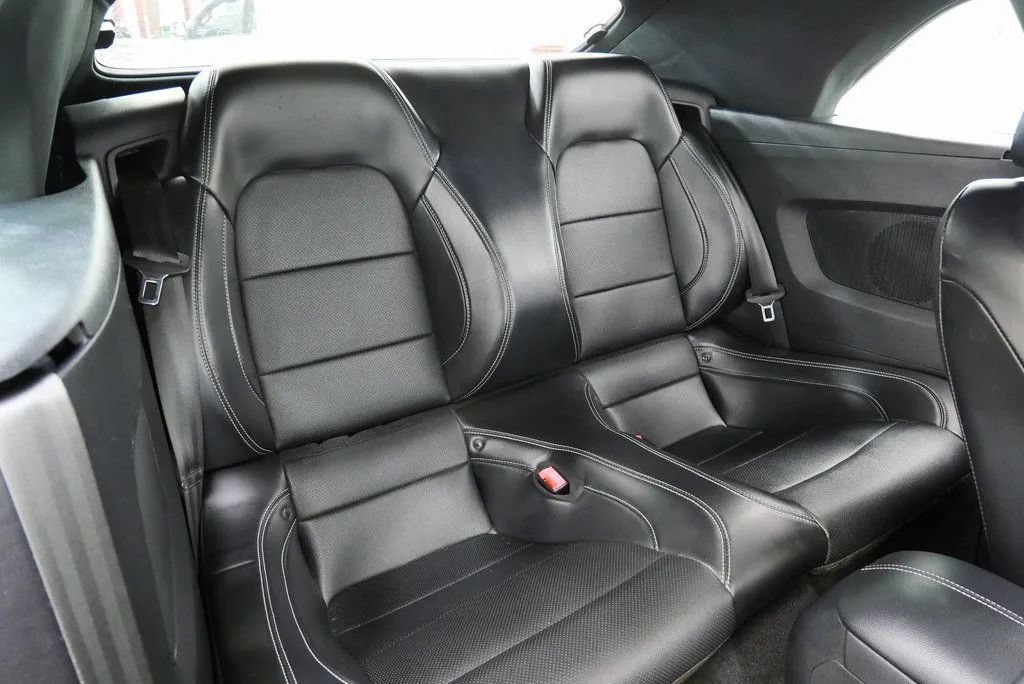 Used 2019 Ford Mustang GT Premium w/ Equipment Group 401A RWD image 19