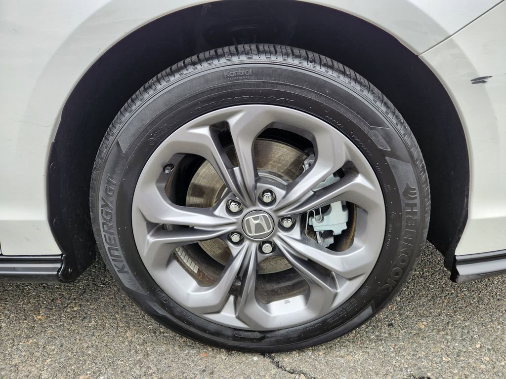 Used 2023 Honda Accord EX-L image 7