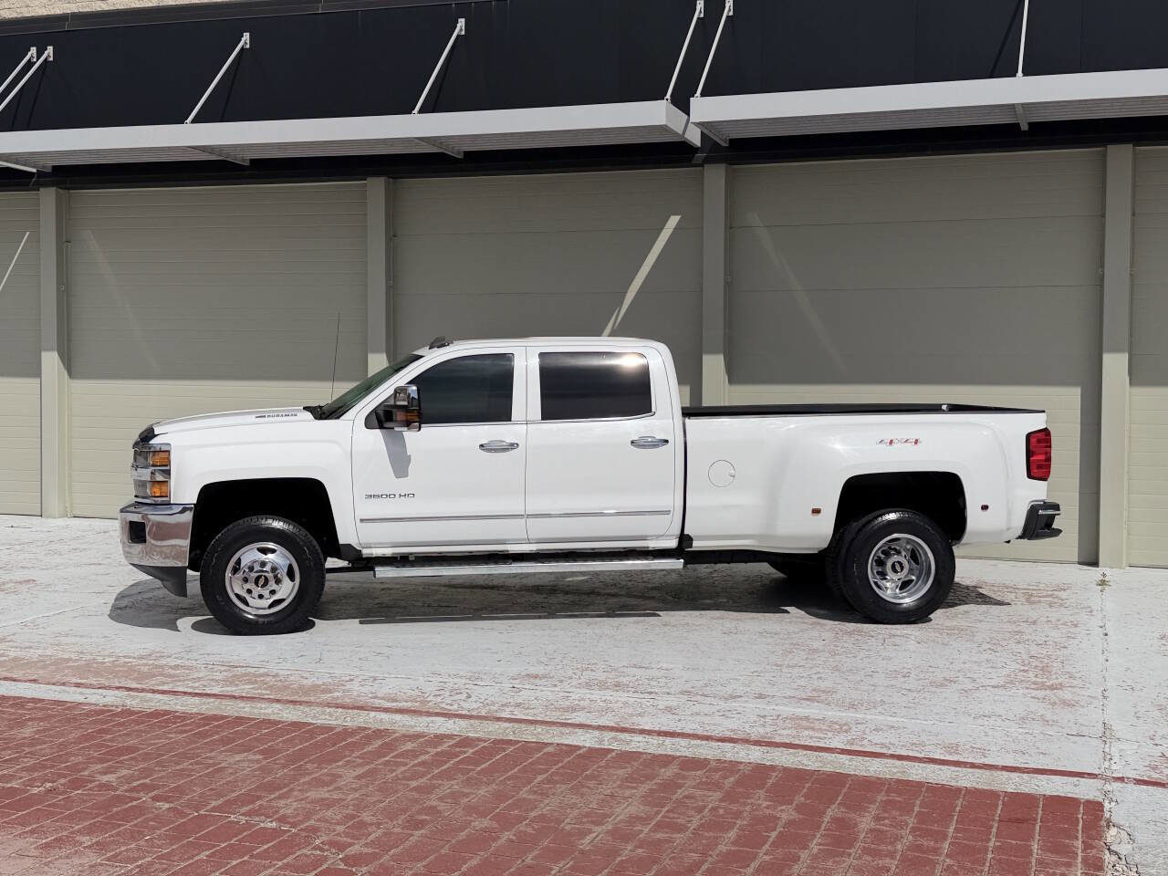 Used 2016 Chevrolet Silverado 3500 LTZ w/ Duramax Plus Package AWD/4WD image 4