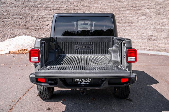 Used 2020 Jeep Gladiator Sport w/ Quick Order Package 24S AWD/4WD image 18