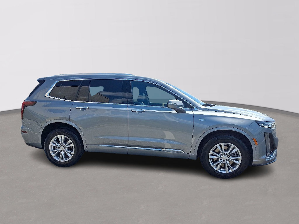 Certified 2024 Cadillac XT6 Luxury w/ LPO, Floor Liner Package AWD/4WD image 7