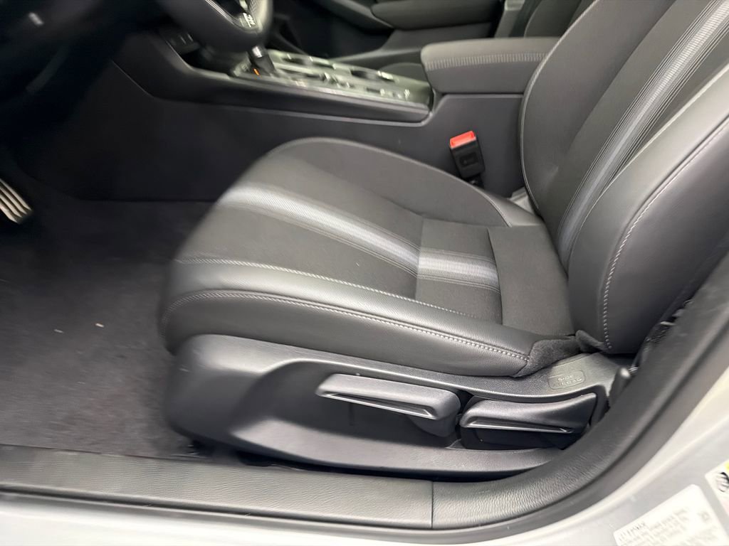 Used 2026 Honda Civic FWD Hybrid Sedan image 10