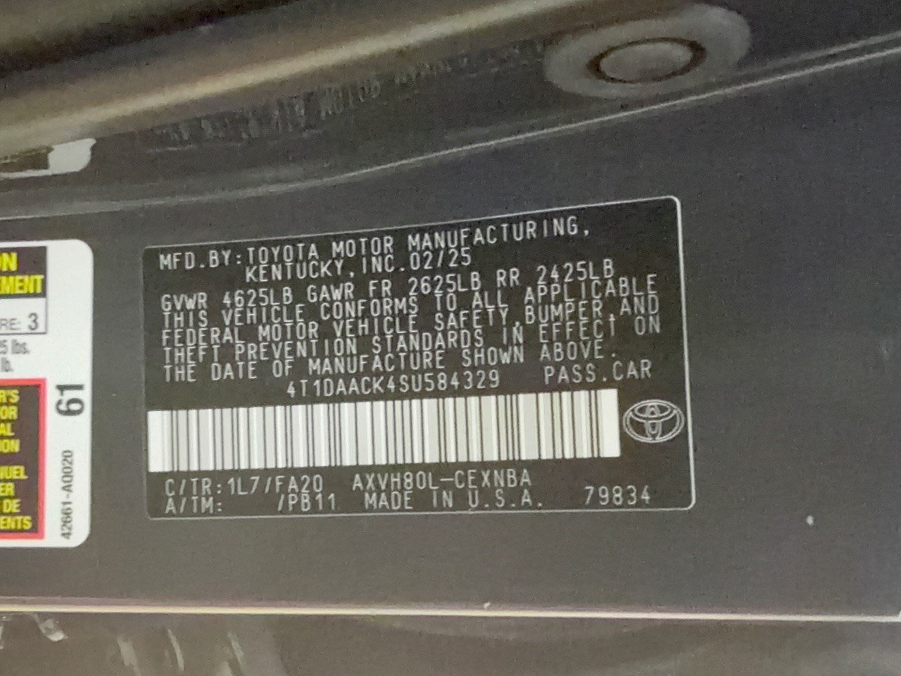 Used 2025 Toyota Camry LE FWD image 32