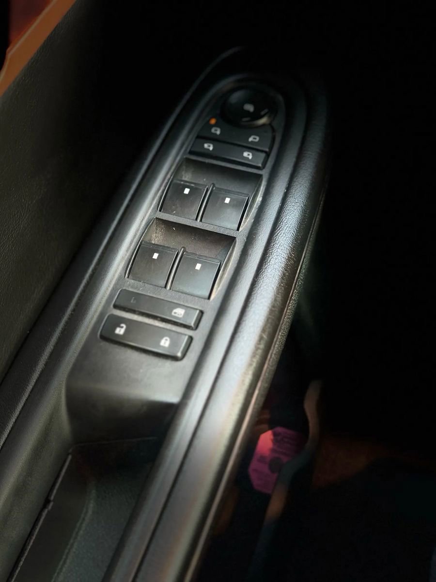 Used 2016 Chevrolet Traverse LTZ image 44