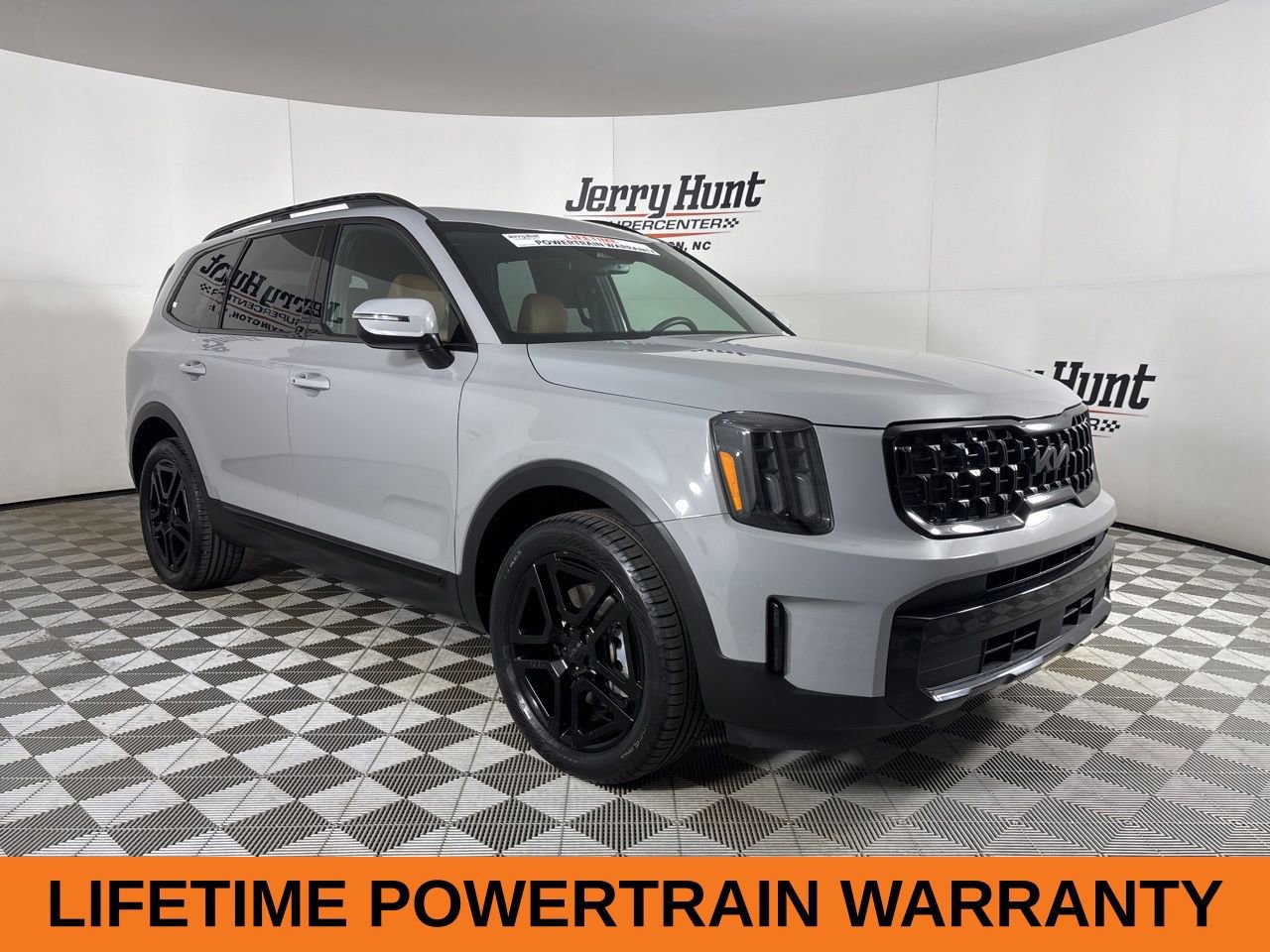 Used 2025 Kia Telluride EX X-Line image 4