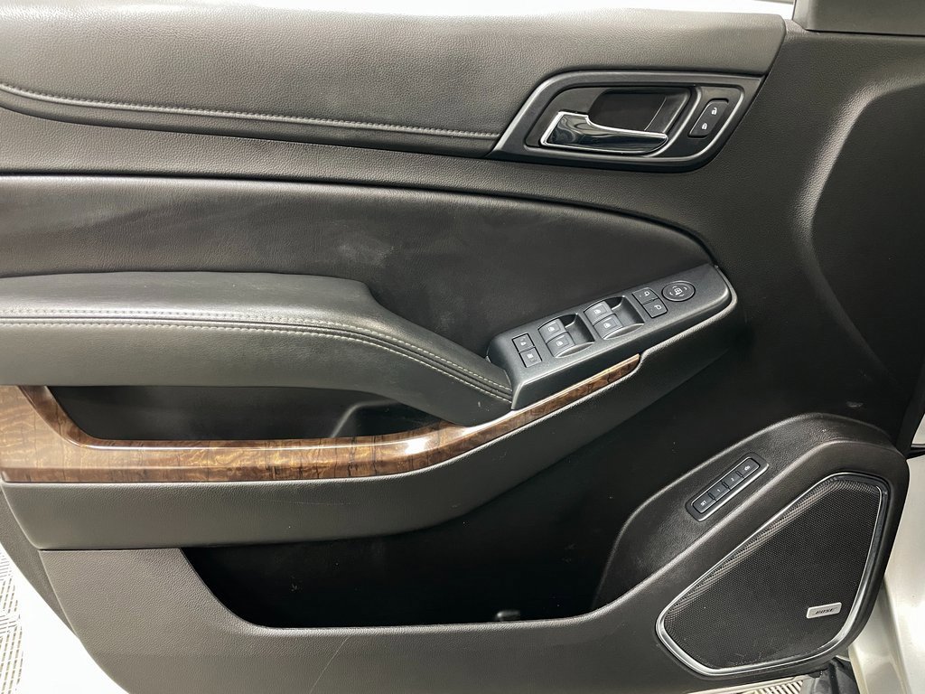 Used 2019 Chevrolet Suburban LT image 28
