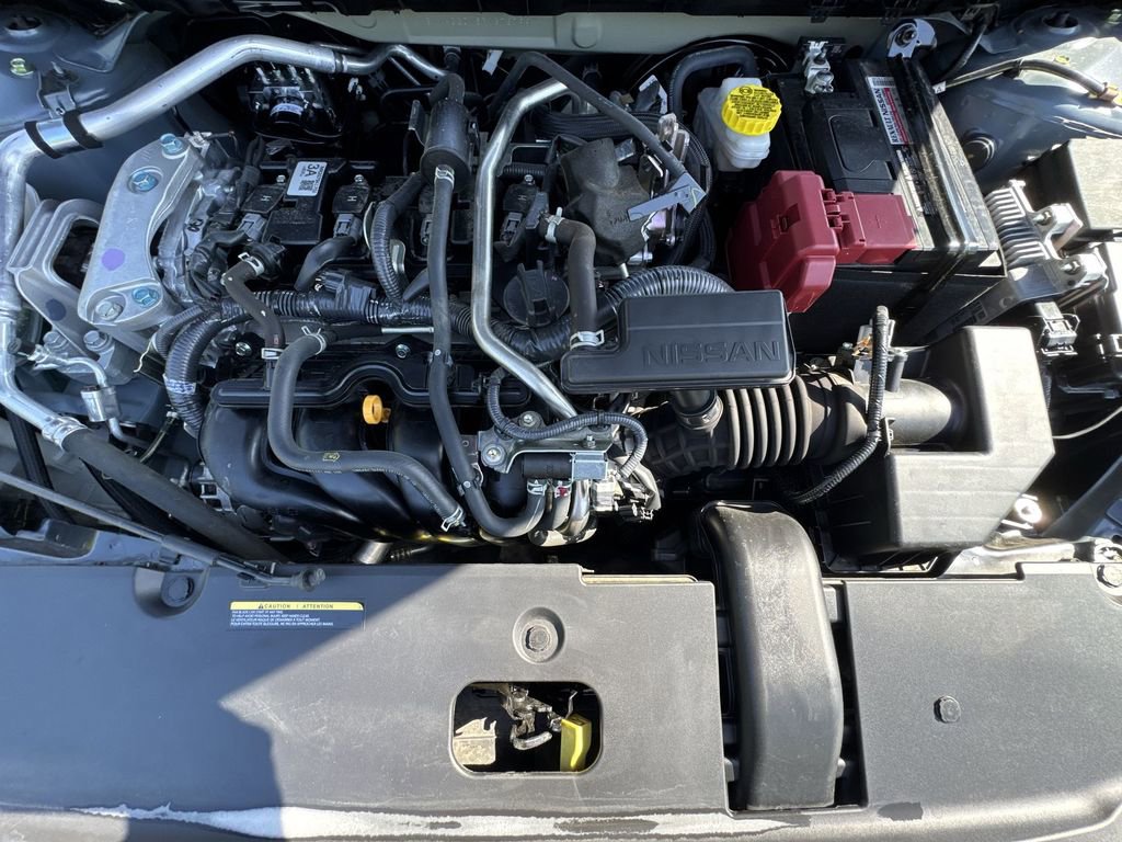 Used 2024 Nissan Sentra SR w/ SR Premium Package FWD image 18