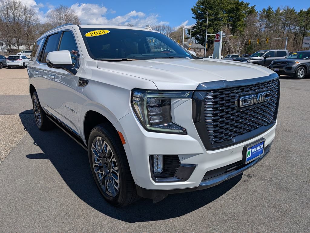 Used 2023 GMC Yukon Denali Ultimate AWD/4WD image 8
