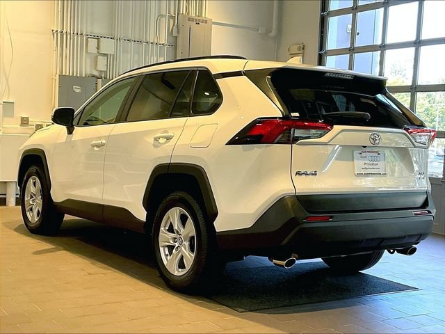 Used 2019 Toyota RAV4 XLE w/ All Weather Liner Package AWD/4WD image 4