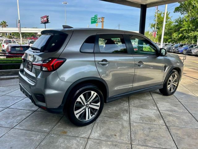 Used 2020 Mitsubishi Outlander Sport ES image 4