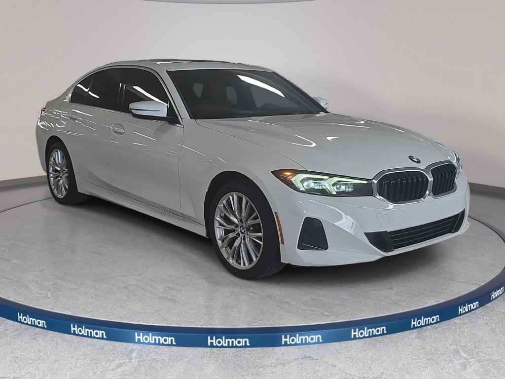 Certified 2024 BMW 330i Sedan w/ Convenience Package RWD image 3