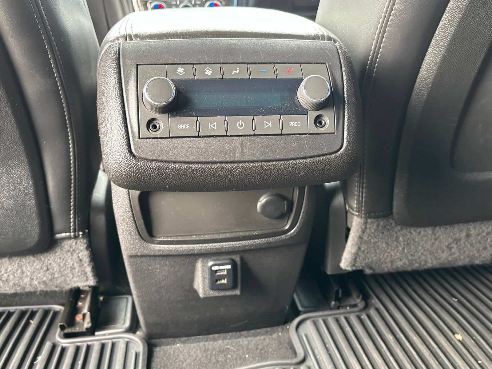 Used 2014 Buick Enclave Premium AWD/4WD image 17