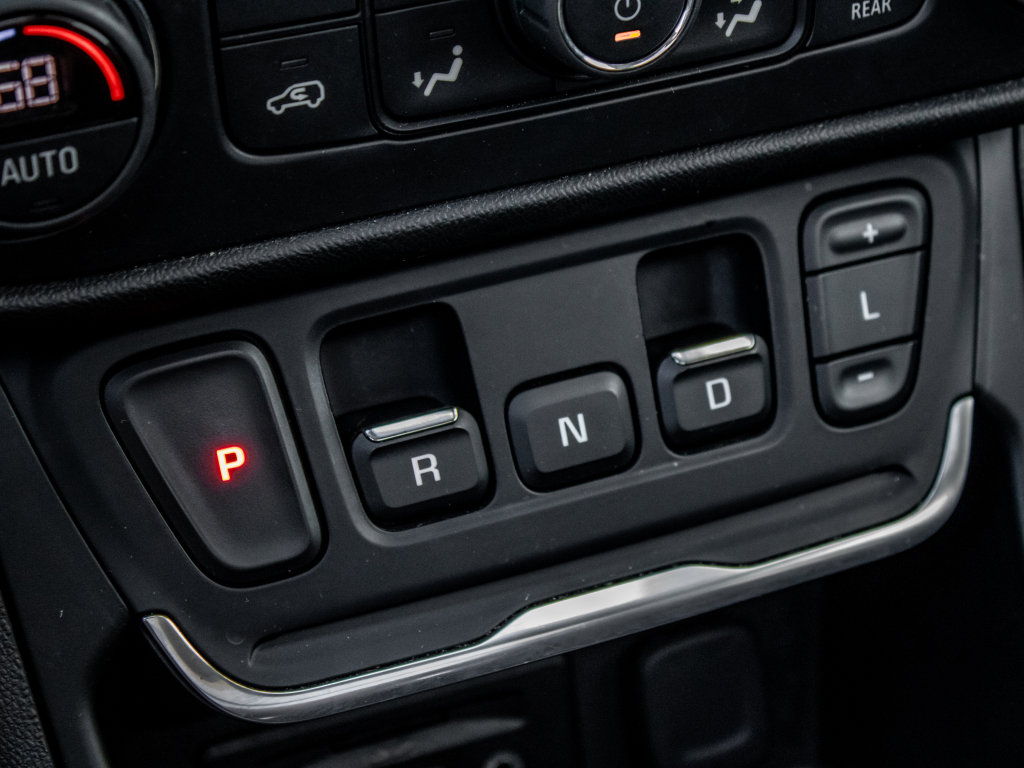 Used 2018 GMC Terrain SLT w/ Preferred Package image 33