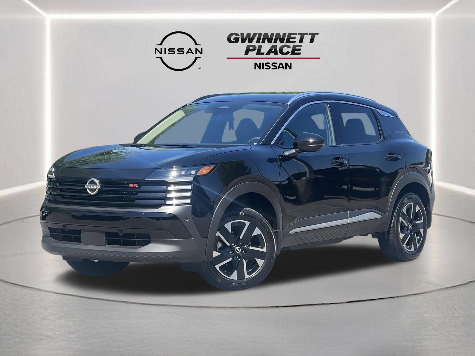 Used 2026 Nissan Kicks SR AWD/4WD image 1