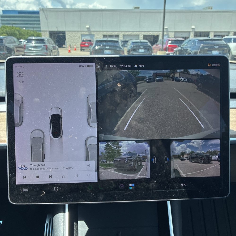 Used 2020 Tesla Model Y Long Range AWD/4WD image 4