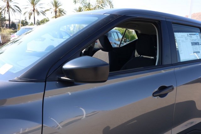 New 2025 Nissan Kicks Play S image 12