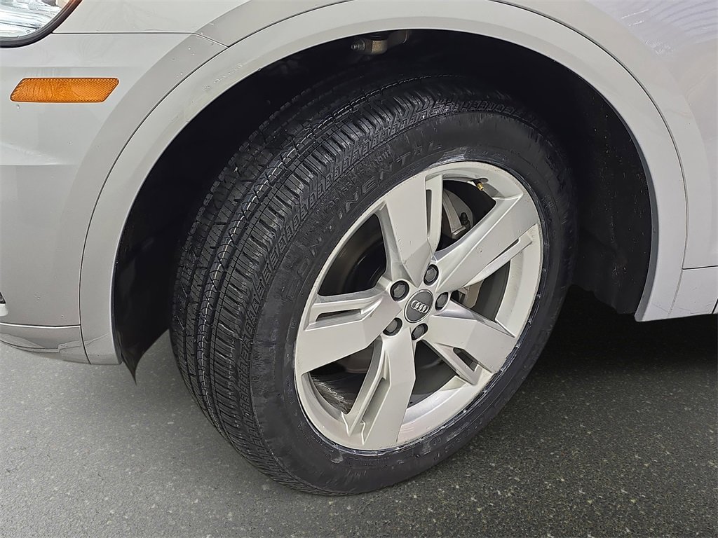 Used 2019 Audi Q5 2.0T Premium Plus w/ Premium Plus Package image 32