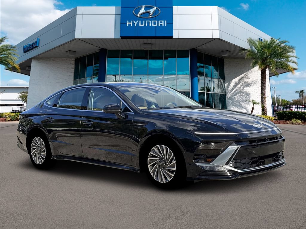 New 2026 Hyundai Sonata Limited FWD image 11