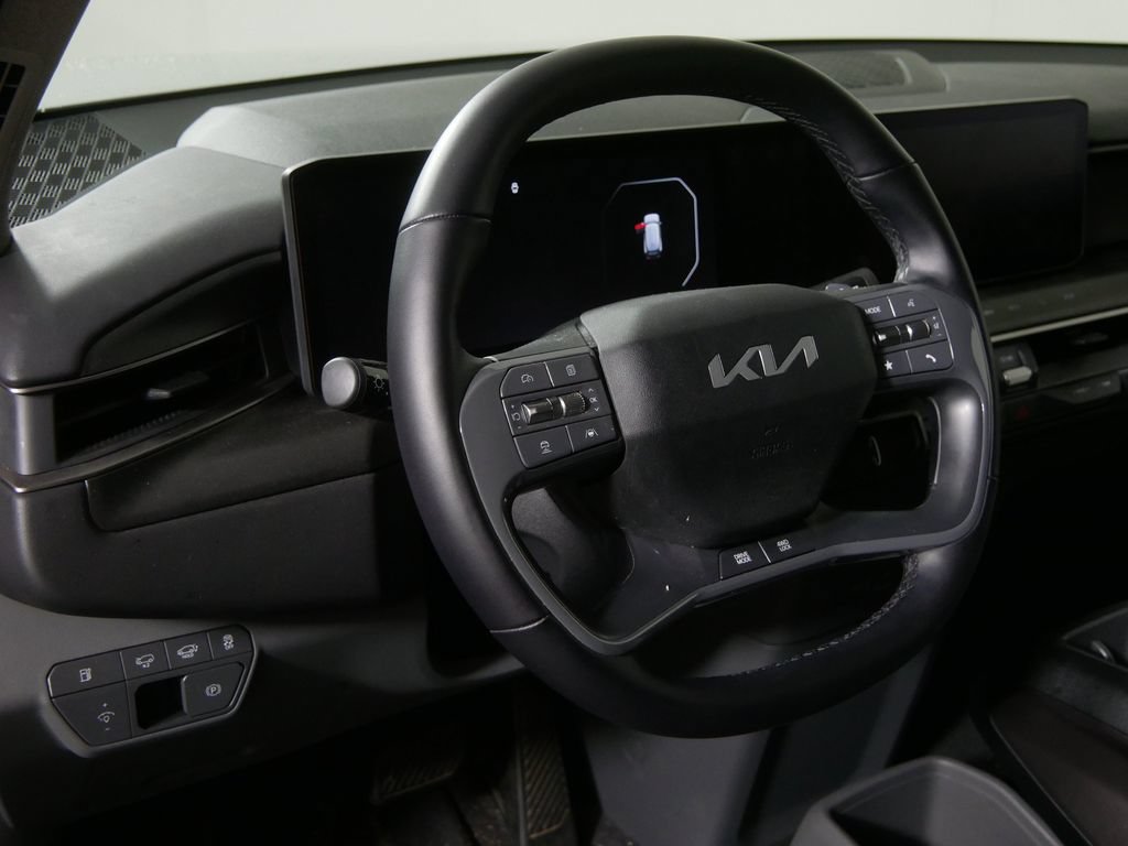 Used 2024 Kia EV9 Wind AWD/4WD image 11