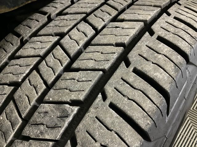 Used 2018 Nissan Titan SV w/ SV Convenience Package image 39