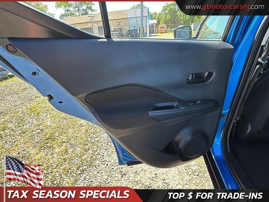 Used 2021 Nissan Kicks S FWD image 28