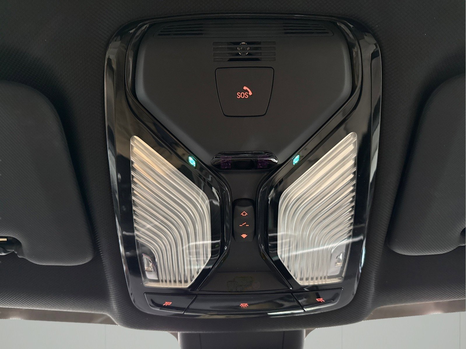 Used 2019 BMW X5 xDrive40i w/ M Sport Package image 17