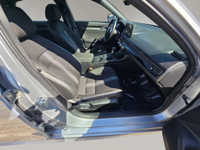 Used 2025 Honda Civic Sport image 15