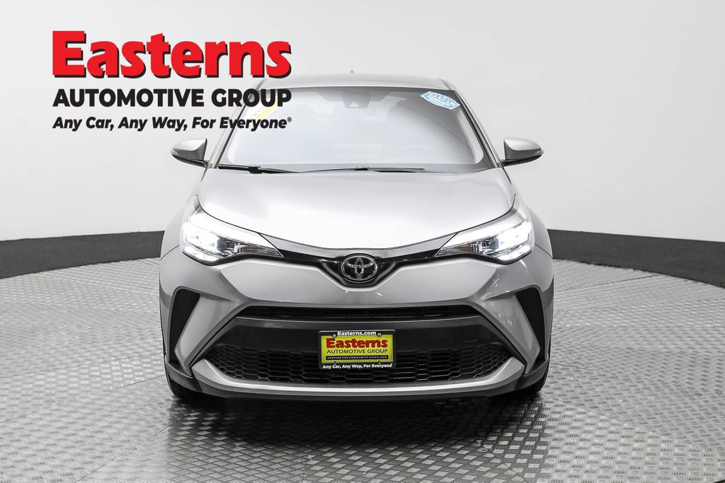 Used 2020 Toyota C-HR LE image 2