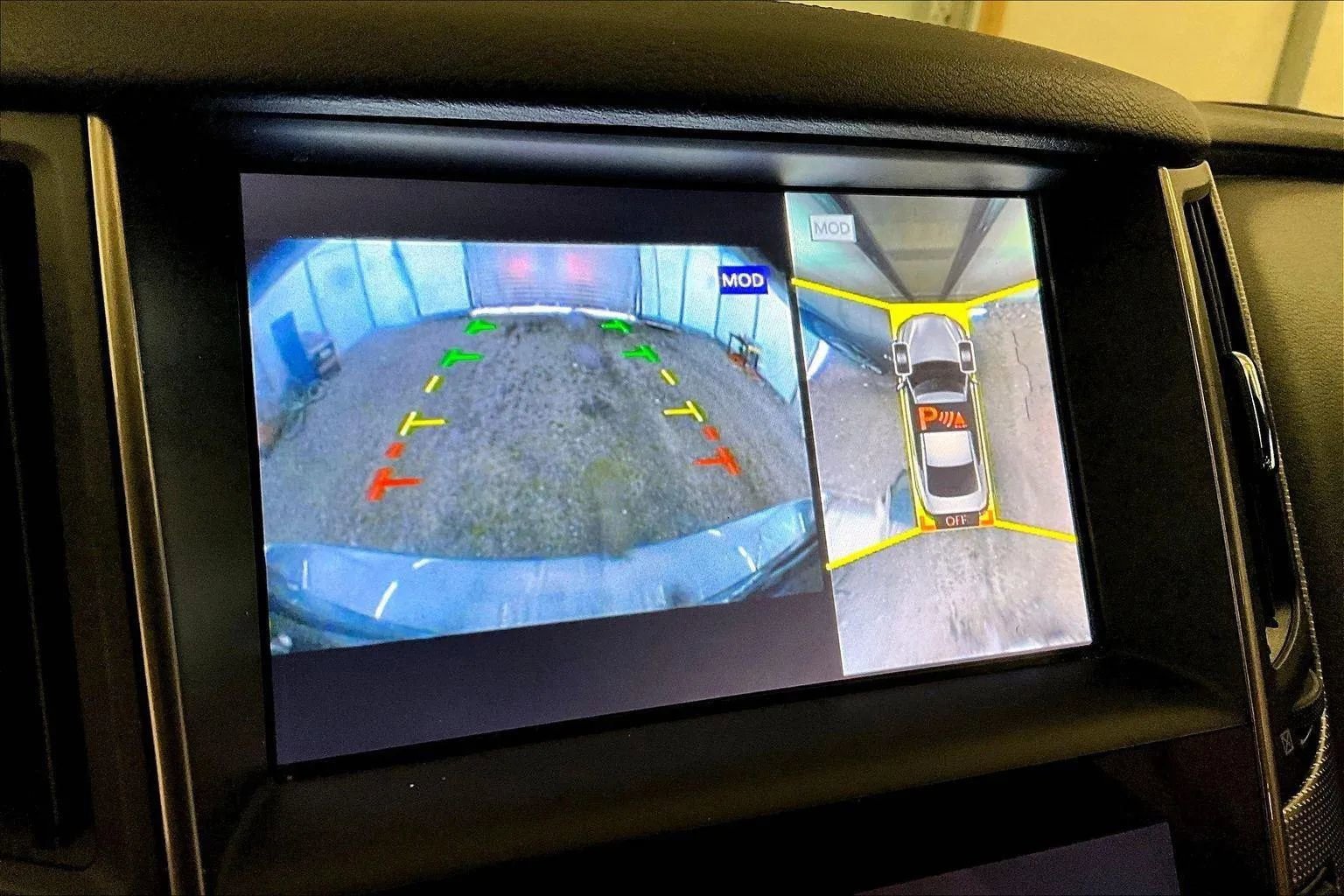 Used 2018 INFINITI Q50 Red Sport 400 w/ Sensory Package (Sport) image 21