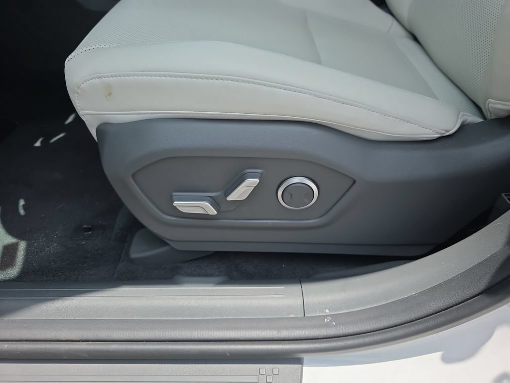 New 2026 Hyundai Santa Fe SEL FWD image 12