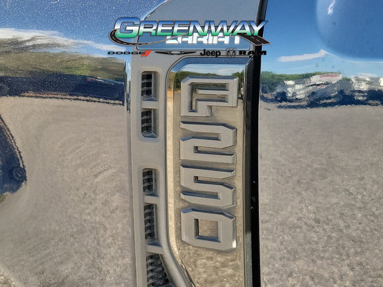 Used 2023 Ford F250 Lariat w/ Sport Appearance Package AWD/4WD image 7