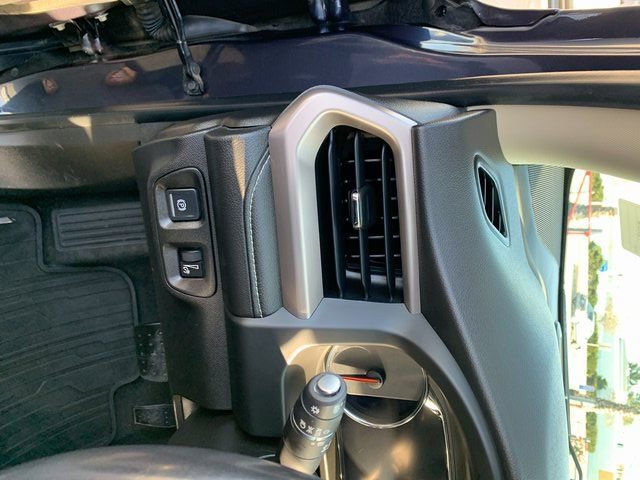 Used 2018 GMC Acadia Denali w/ Technology Package image 25