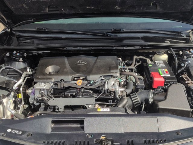Used 2018 Toyota Camry XSE image 22