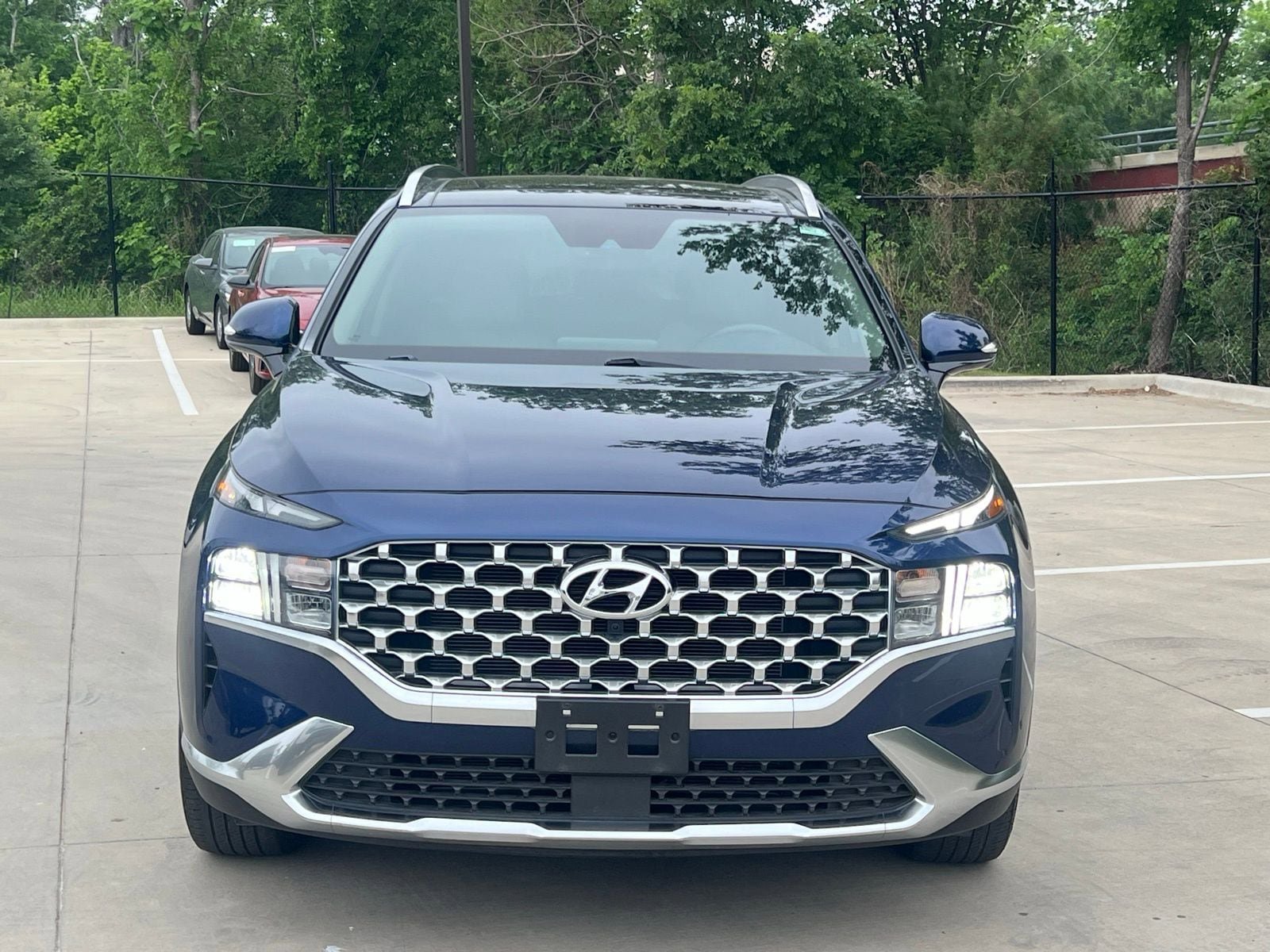 Certified 2023 Hyundai Santa Fe SEL w/ Premium Package FWD image 2