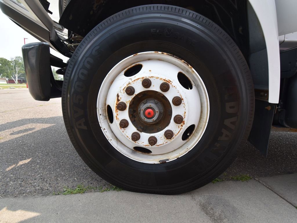 Used 2019 Ford F750 2WD Regular Cab Super Duty image 28