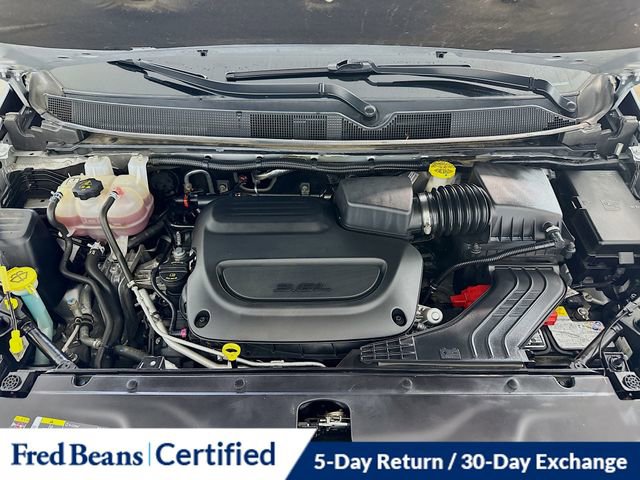 Used 2024 Chrysler Pacifica Touring-L image 28