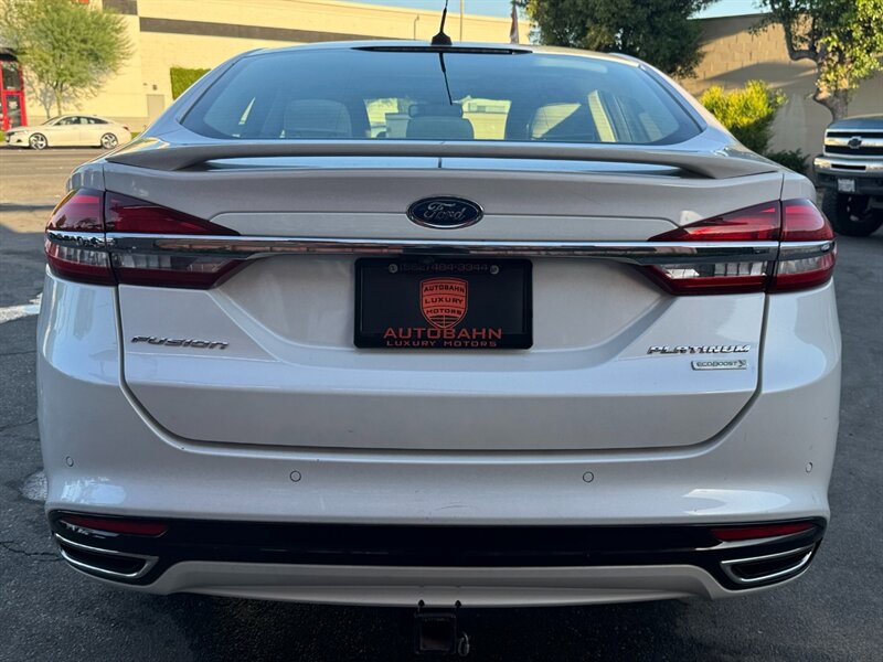 Used 2018 Ford Fusion Platinum FWD image 11